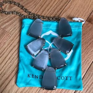 Kendra Scott Harlow in Slate Catseye